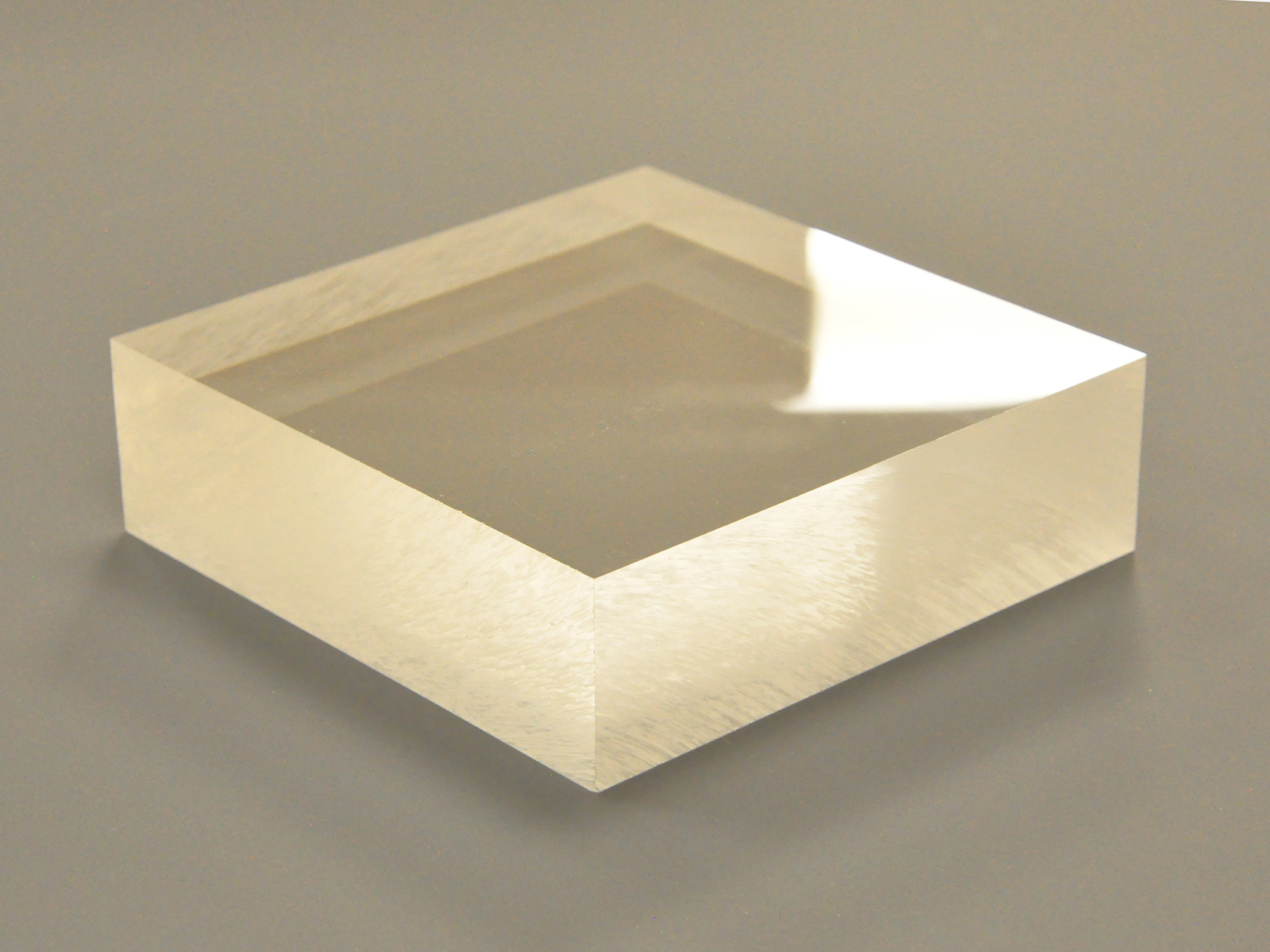 Saw cut Perspex block